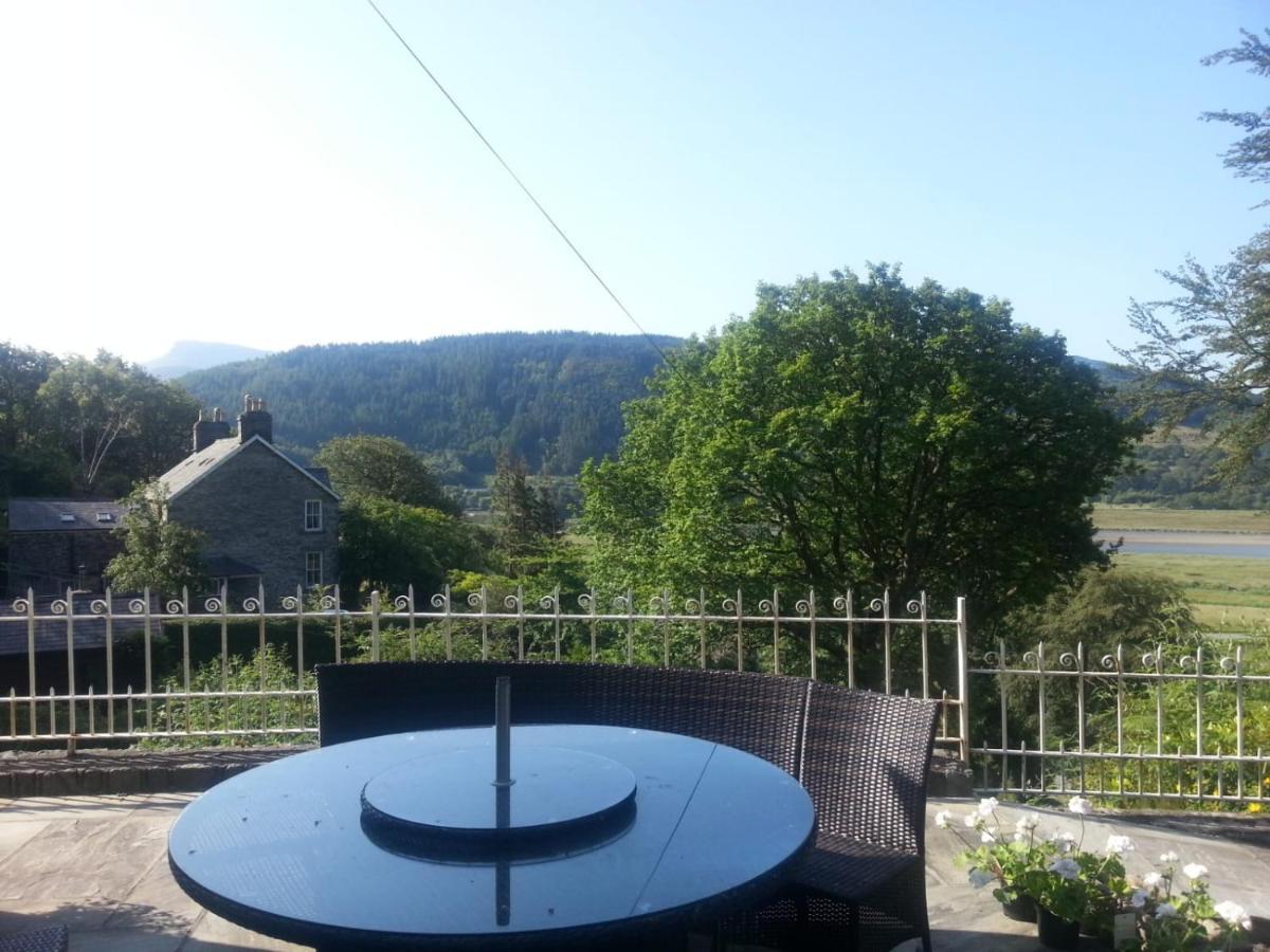 Snowdonia Mawddach Escape Villa Долгелай Екстериор снимка